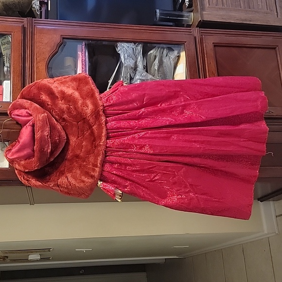 Deluxe Belle Dress Disney Direct Holiday Gown Dress size M (7/8) with a coat - Picture 3 of 17